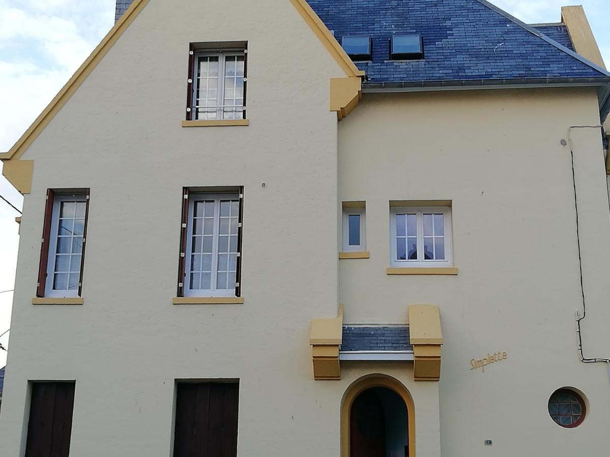 Au Gre Des Marees, Appartement Face A La Mer, Classe 3 Etoiles Ault Buitenkant foto