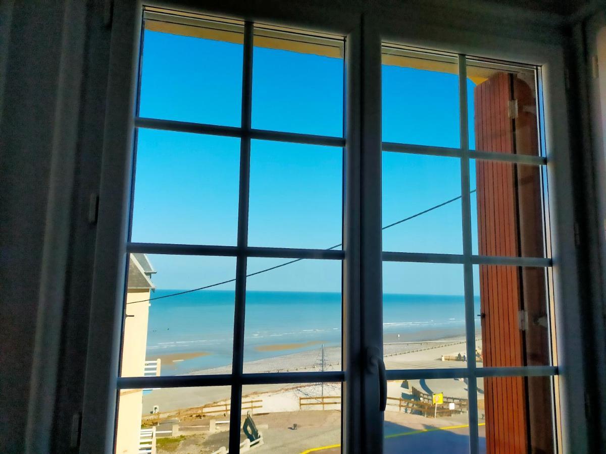 Au Gre Des Marees, Appartement Face A La Mer, Classe 3 Etoiles Ault Buitenkant foto